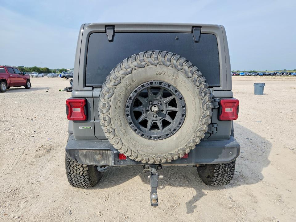 2020 Jeep Wrangler Unlimited მანქანა იყიდება აუქციონზე, vin: 1C4HJXEM1LW323270, აუქციონის ნომერი: 62166506