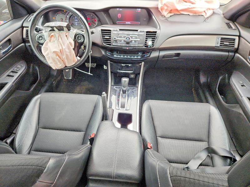 60987576 :رقم المزاد ، 1HGCR2F54HA129352 vin ، 2017 Honda Accord مزاد بيع