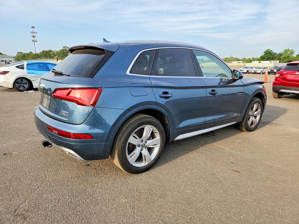 Продажа на аукционе авто 2018 Audi Q5, vin: WA1BNAFY6J2222877, номер лота: 61241076