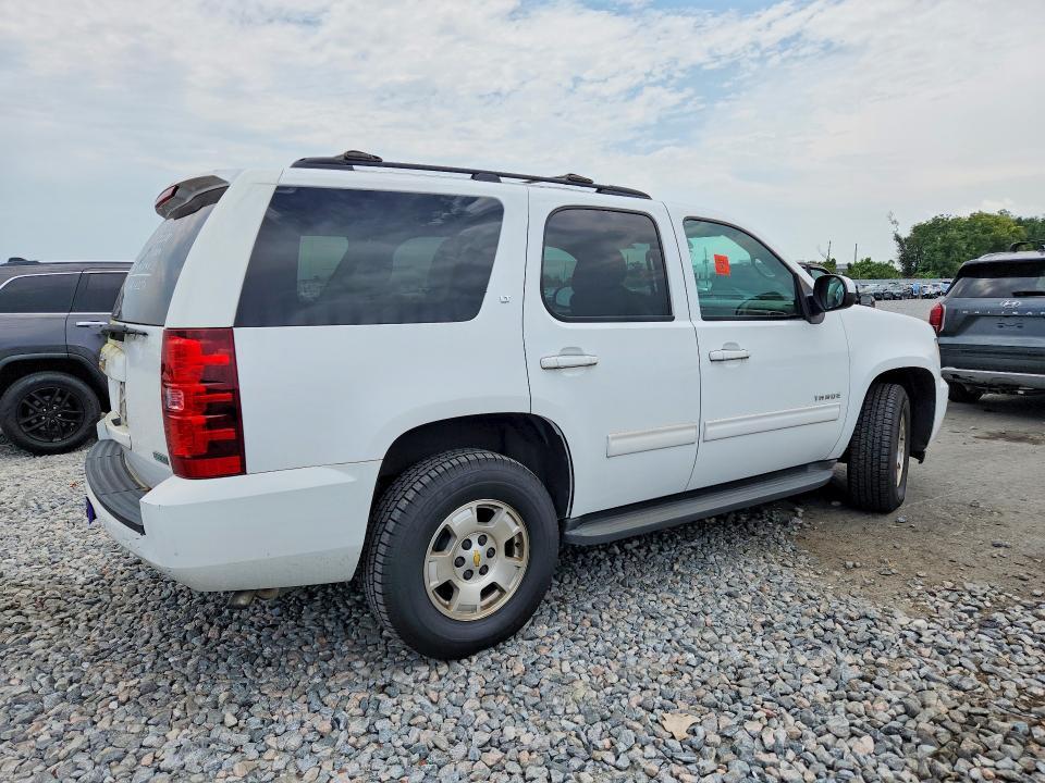 Продаж на аукціоні авто 2011 Chevrolet Tahoe, vin: 1GNSCBE04BR266888, номер лоту: 62314636