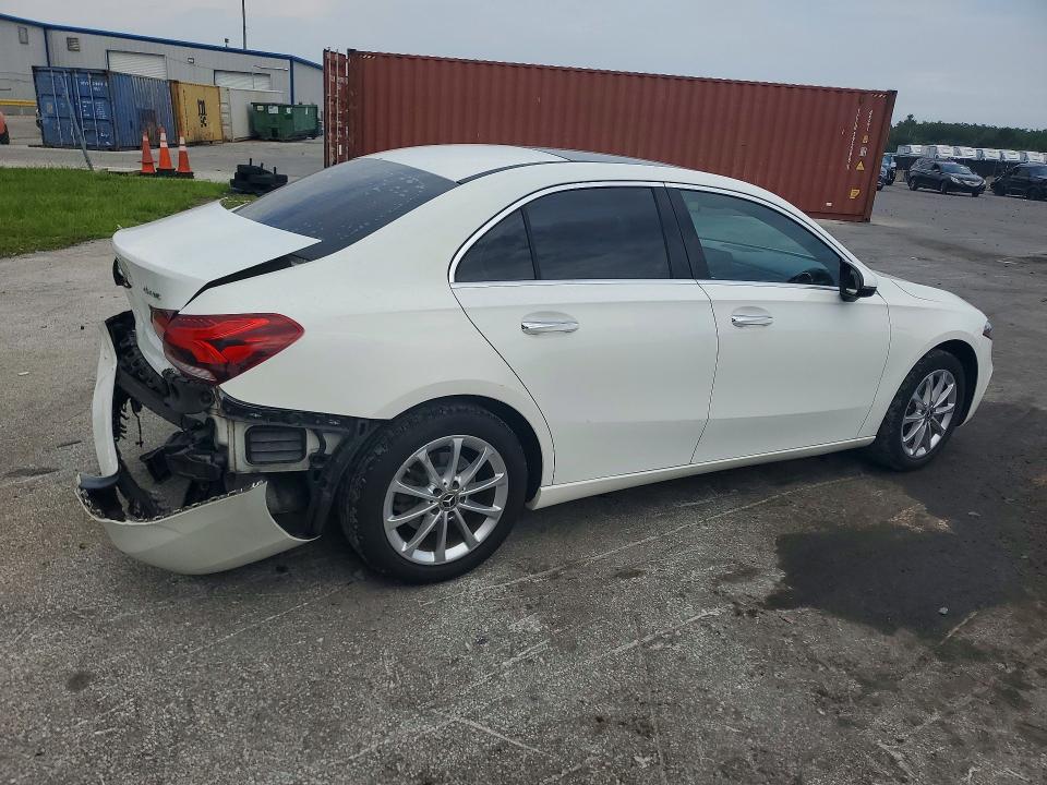 2019 Mercedes-benz A მანქანა იყიდება აუქციონზე, vin: WDD3G4FB4KW001215, აუქციონის ნომერი: 62237896