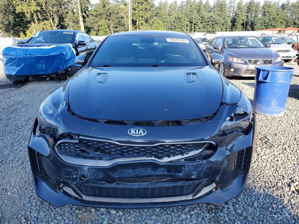 2020 Kia Stinger მანქანა იყიდება აუქციონზე, vin: KNAE35LCXL6073701, აუქციონის ნომერი: 60085326