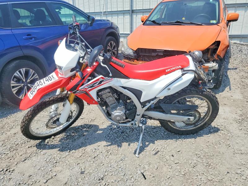 2015 Honda Crf250 მანქანა იყიდება აუქციონზე, vin: MLHMD3818F5203537, აუქციონის ნომერი: 60648746