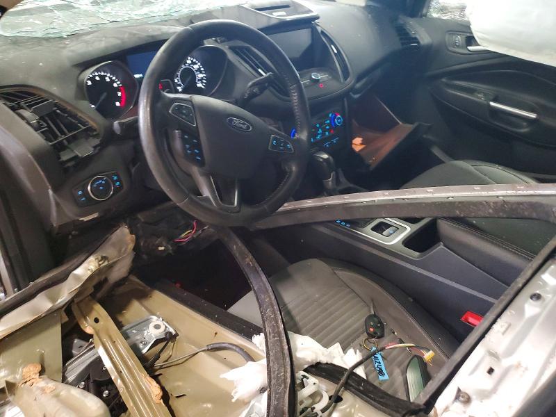 2017 Ford Escape მანქანა იყიდება აუქციონზე, vin: 1FMCU0GD3HUA12458, აუქციონის ნომერი: 61362206