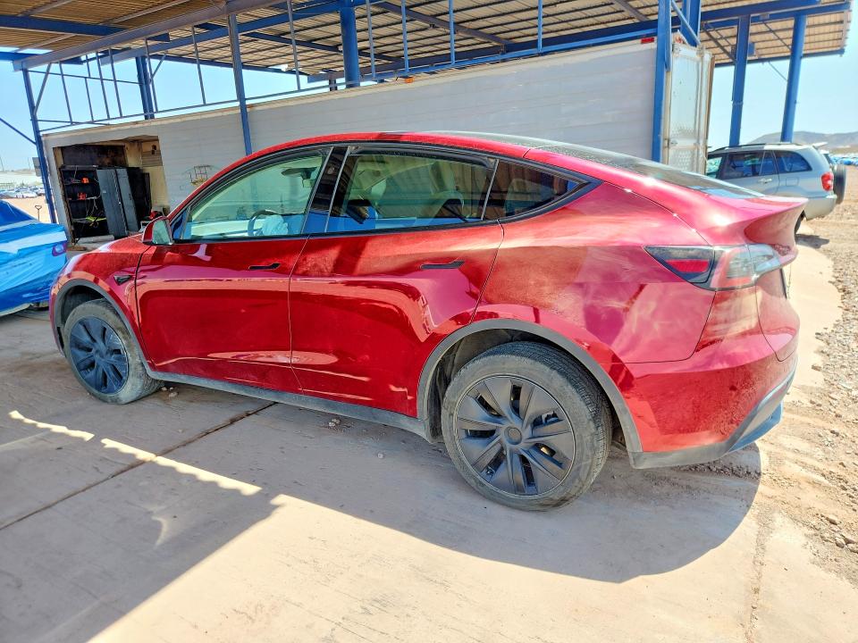 61788676 :رقم المزاد ، 7SAYGDEE1RF194730 vin ، 2024 Tesla Model  Y مزاد بيع