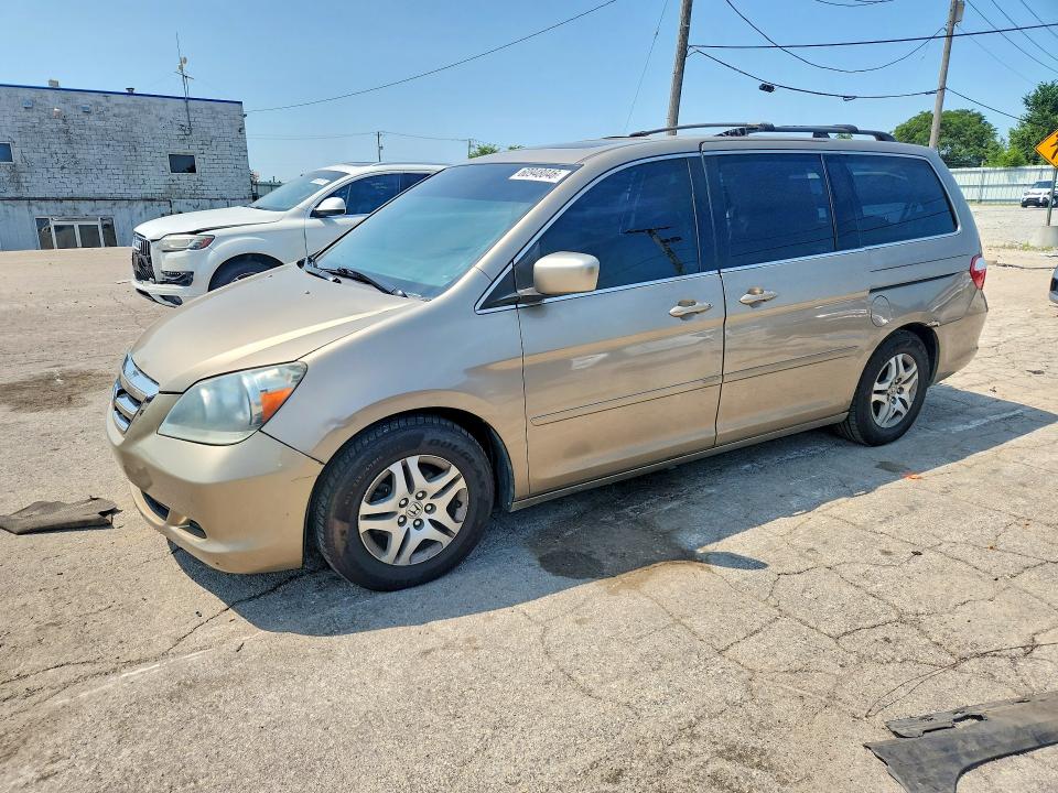60948046 :رقم المزاد ، 5FNRL38775B108769 vin ، 2005 Honda Odyssey مزاد بيع