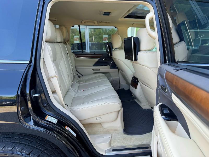 2017 Lexus Lx მანქანა იყიდება აუქციონზე, vin: JTJHY7AX1H4231829, აუქციონის ნომერი: 63395036
