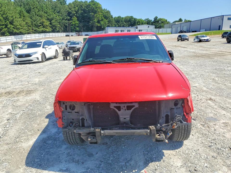 61577206 :رقم المزاد ، 1GTCS19W828103580 vin ، 2002 Gmc Sonoma مزاد بيع