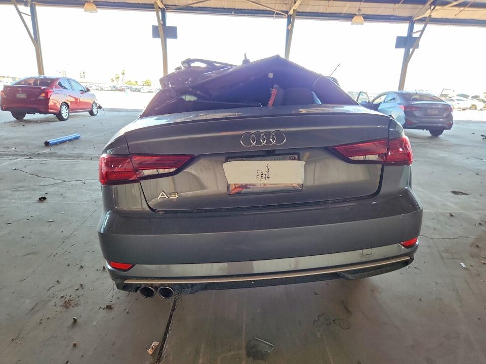 Продаж на аукціоні авто 2018 Audi A3, vin: WAUAUGFF0J1034266, номер лоту: 60384796