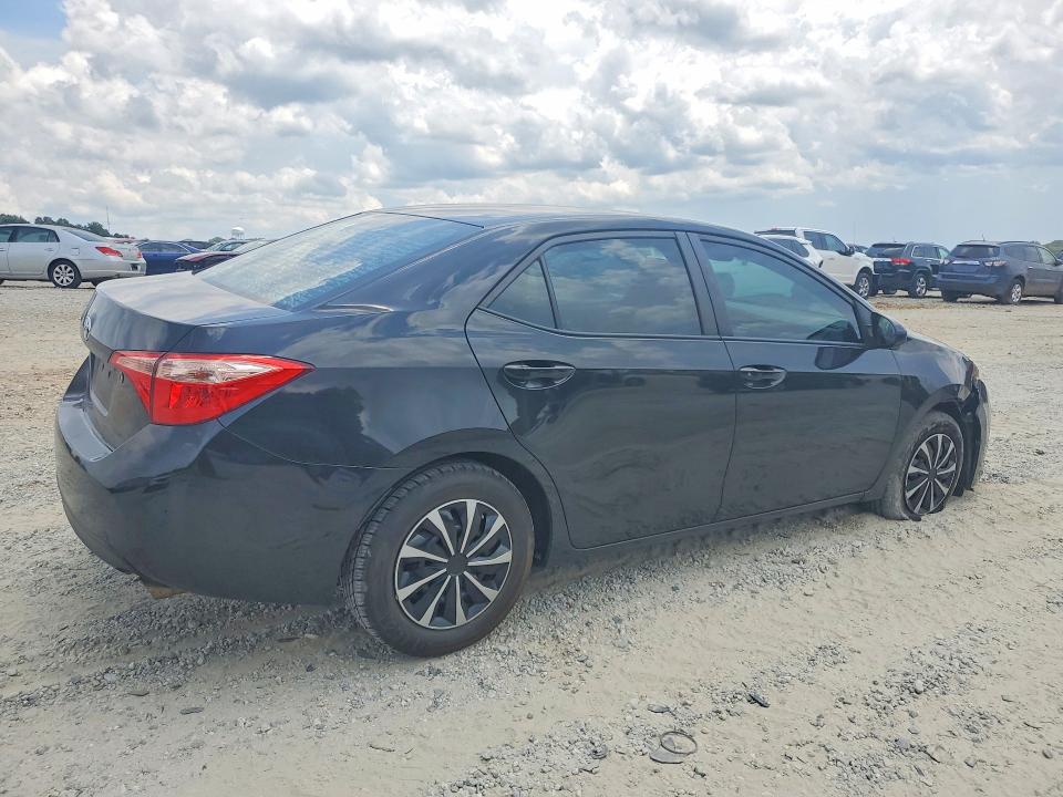 Продаж на аукціоні авто 2018 Toyota Corolla, vin: 5YFBURHEXJP825794, номер лоту: 60437986