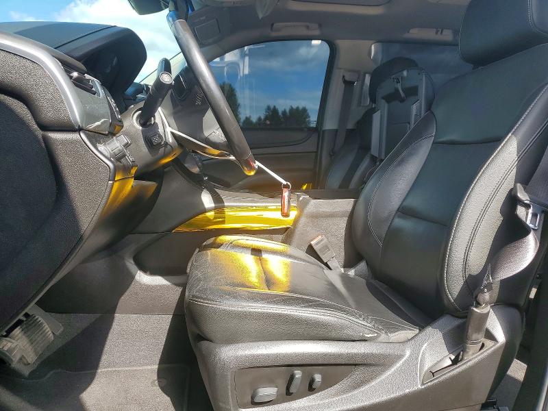 61895516 :رقم المزاد ، 1GNSCHKC5KR270546 vin ، 2019 Chevrolet Suburban مزاد بيع