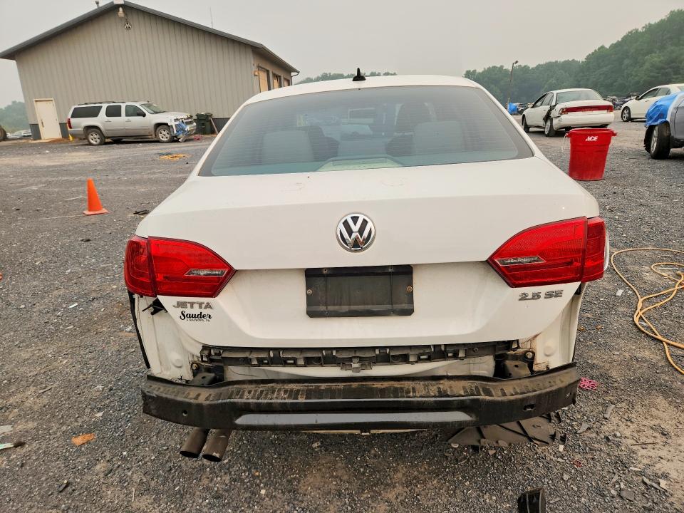 59406296 :رقم المزاد ، 3VWDZ7AJ3BM317825 vin ، 2011 Volkswagen Jetta مزاد بيع