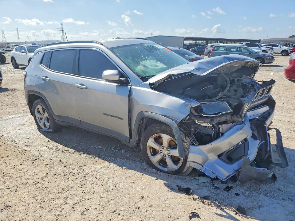 62710166 :رقم المزاد ، 3C4NJCBB8JT293167 vin ، 2018 Jeep Compass مزاد بيع