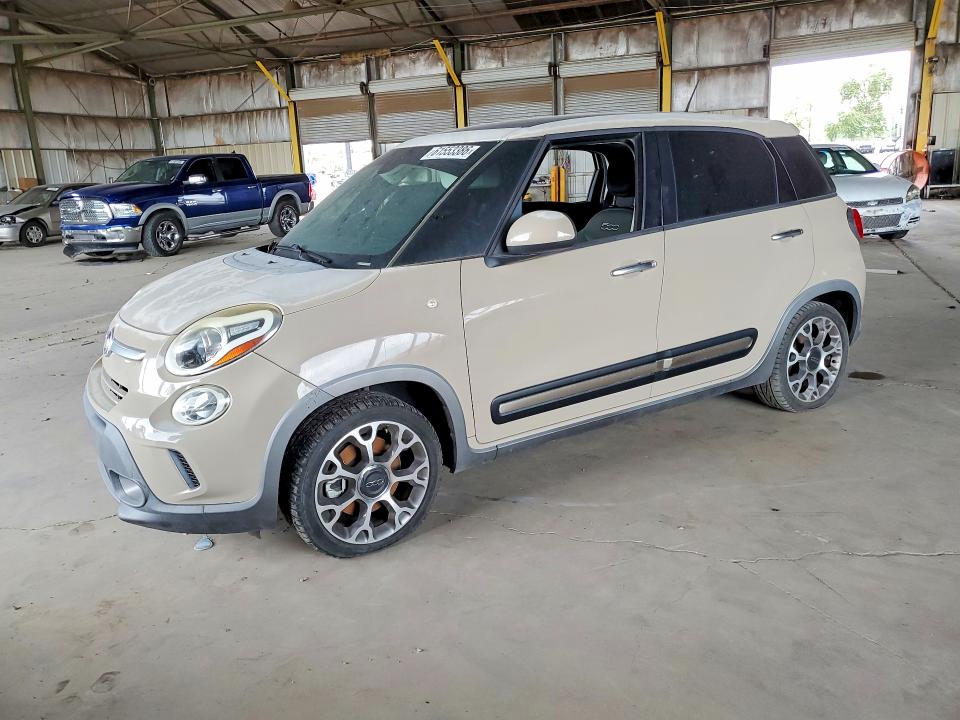 Продажа на аукционе авто 2014 Fiat 500l, vin: ZFBCFADHXEZ018089, номер лота: 61553386