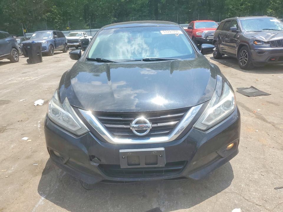 59291206 :رقم المزاد ، 1N4AL3AP3JC261816 vin ، 2018 Nissan Altima مزاد بيع