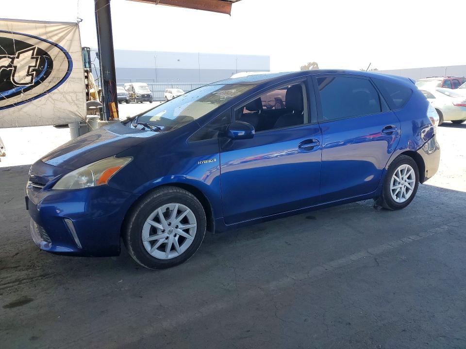 61064816 :رقم المزاد ، JTDZN3EUXC3133180 vin ، 2012 Toyota Prius V مزاد بيع