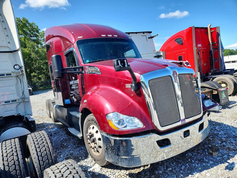 Продажа на аукционе авто 2020 Kenworth Construction, vin: 1XKYD49X1LJ357477, номер лота: 62822326