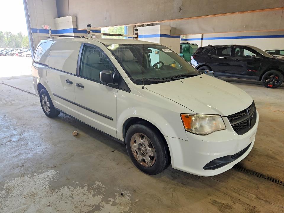 60025006 :رقم المزاد ، 2C4RRGAG6ER137569 vin ، 2014 Ram Tradesman مزاد بيع