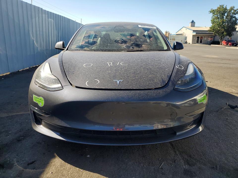 2023 Tesla Model 3 მანქანა იყიდება აუქციონზე, vin: 5YJ3E1EA1PF417628, აუქციონის ნომერი: 60876696