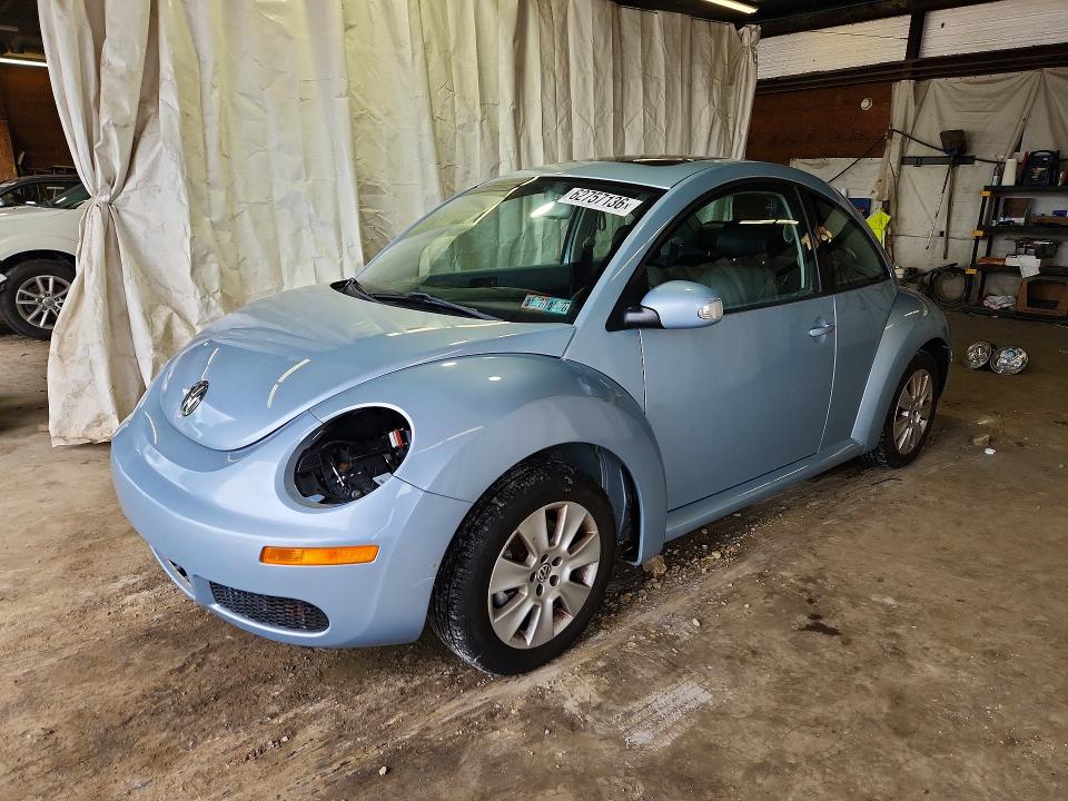 2010 Volkswagen New Beetle მანქანა იყიდება აუქციონზე, vin: 3VWRG3AG1AM014355, აუქციონის ნომერი: 62757136
