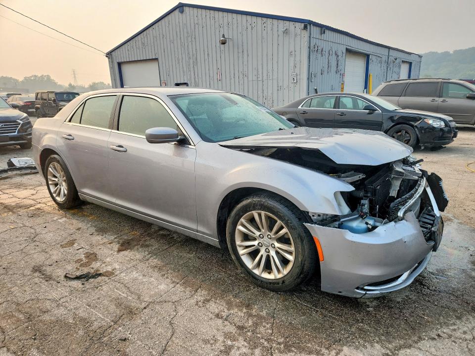 Продажа на аукционе авто 2017 Chrysler 300, vin: 2C3CCAAG8HH662300, номер лота: 60528876