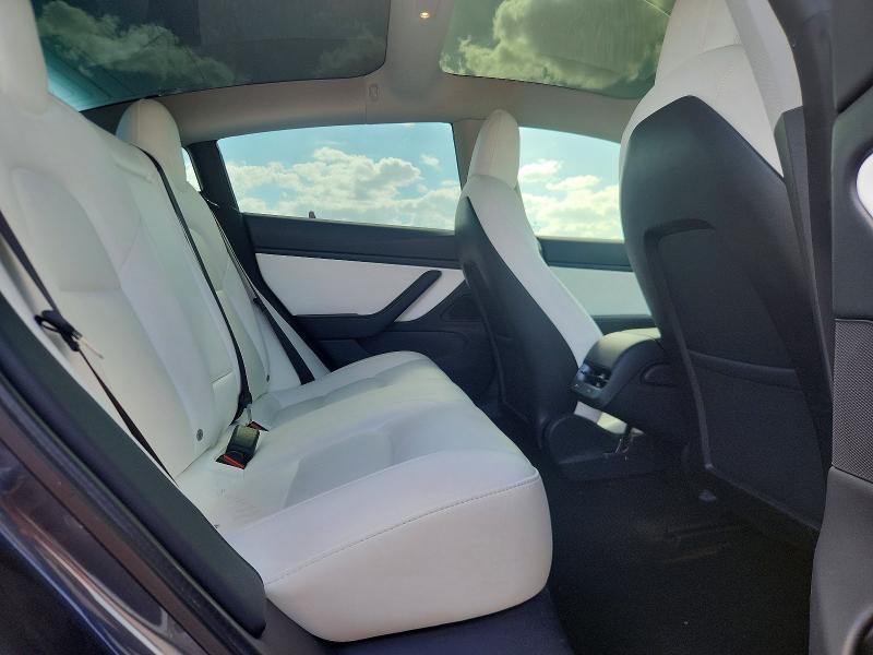 Auction sale of the 2020 Tesla Model 3, vin: 5YJ3E1EAXLF645895, lot number: 59585716