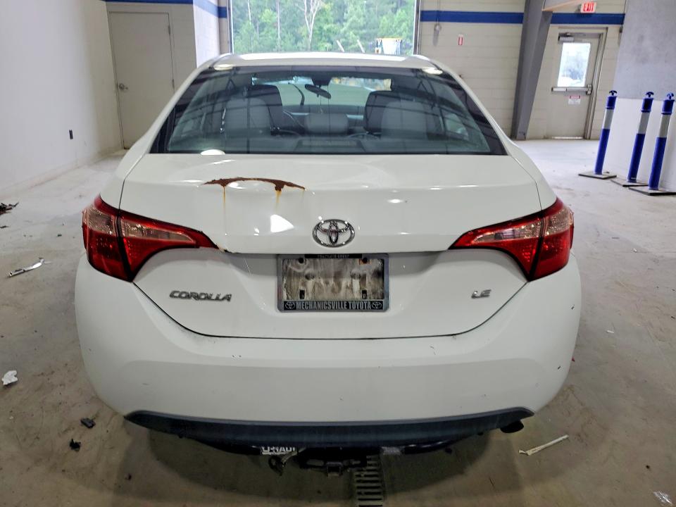 62898296 :رقم المزاد ، 2T1BURHE8HC889066 vin ، 2017 Toyota Corolla مزاد بيع