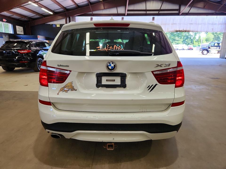 59601846 :رقم المزاد ، 5UXWY3C57F0E95559 vin ، 2015 Bmw X3 مزاد بيع