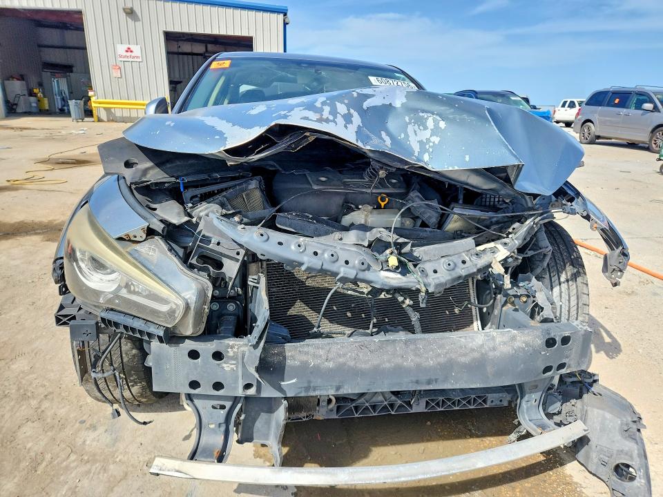 60872756 :رقم المزاد ، JN1BV7AP4FM336799 vin ، 2015 Infiniti Q50 مزاد بيع