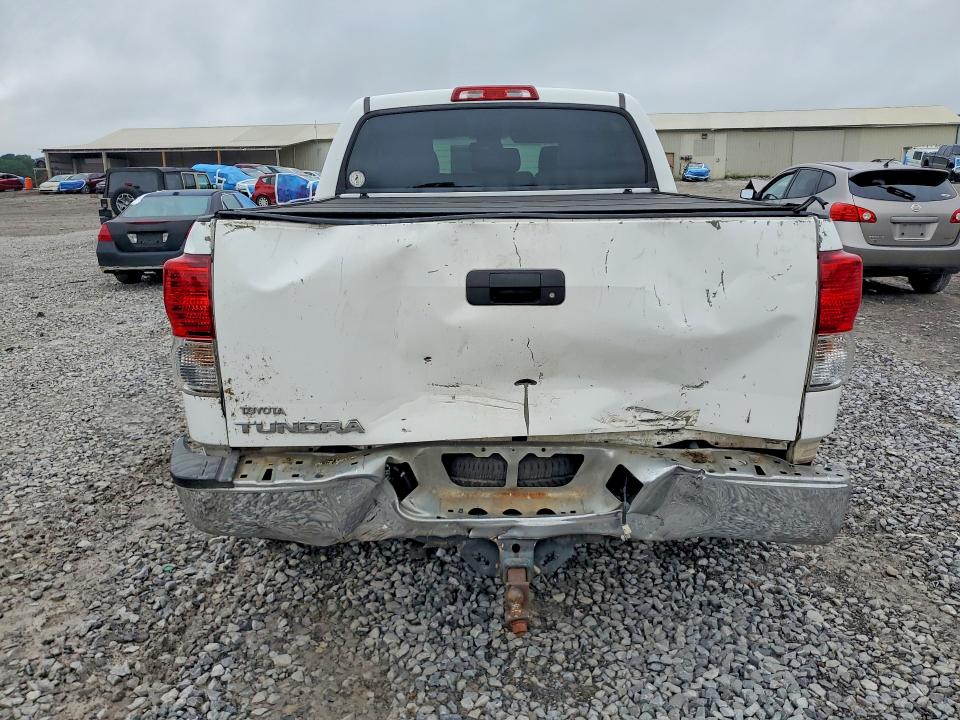 62207766 :رقم المزاد ، 5TFEY5F14CX130208 vin ، 2012 Toyota Tundra مزاد بيع