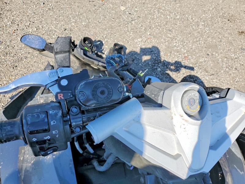 Продажа на аукционе авто 2011 Can-am Spyder Roadster, vin: 2BXJAWA16BV000550, номер лота: 60845926