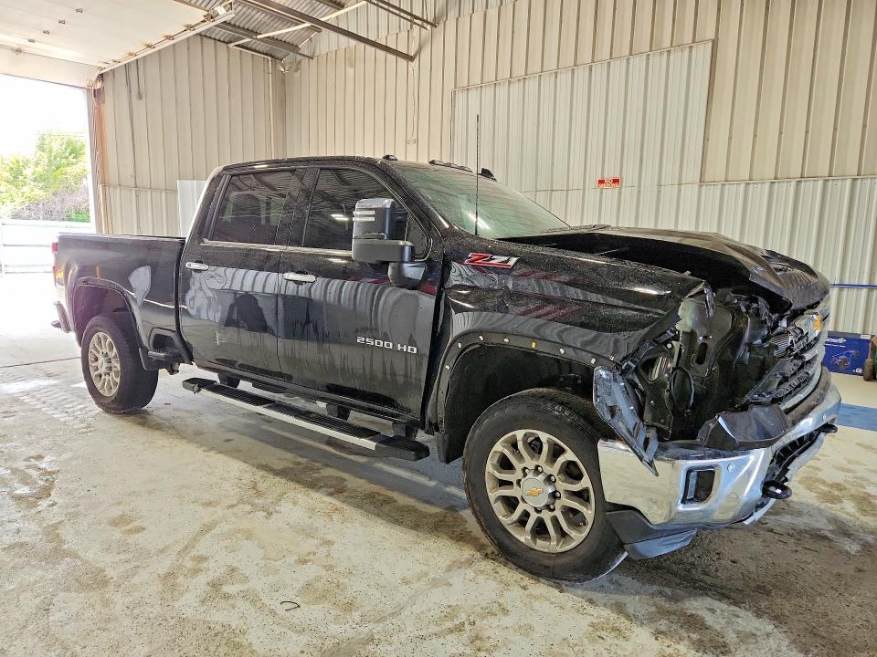 59102046 :رقم المزاد ، 2GC4KPEY0S1186584 vin ، 2025 Chevrolet Silverado مزاد بيع