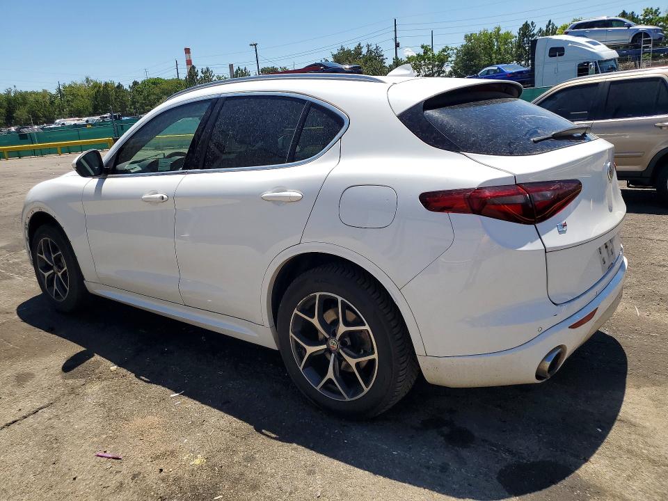 60431166 :رقم المزاد ، ZASPAKBN2L7C83357 vin ، 2020 Alfa Romeo Stelvio مزاد بيع