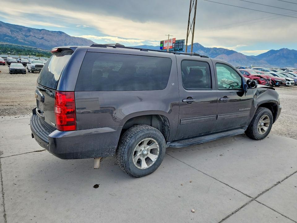 62222506 :رقم المزاد ، 1GNUKJE39AR158121 vin ، 2010 Chevrolet Suburban مزاد بيع