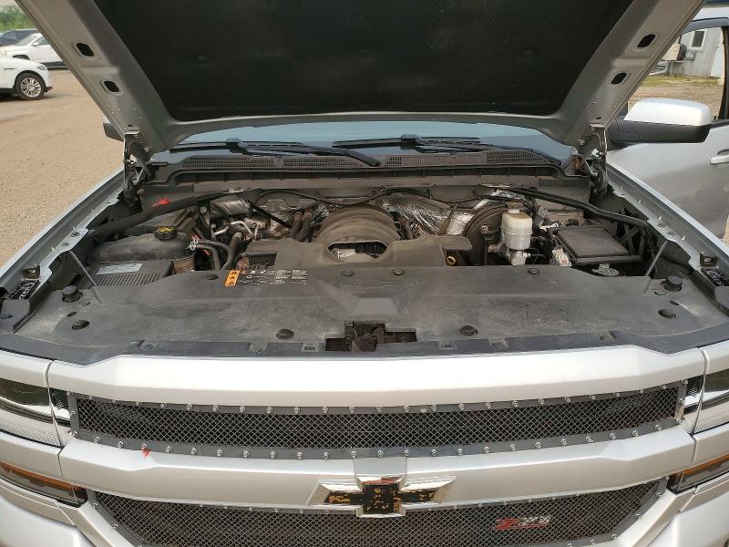 Продаж на аукціоні авто 2018 Chevrolet Silverado, vin: 3GCUKRECXJG114927, номер лоту: 60410626
