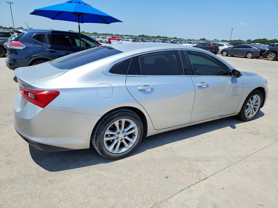 62041226 :رقم المزاد ، 1G1ZE5ST3HF157598 vin ، 2017 Chevrolet Malibu مزاد بيع