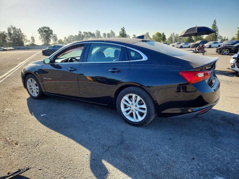 60552366 :رقم المزاد ، 1G1ZD5STXJF132514 vin ، 2018 Chevrolet Malibu مزاد بيع