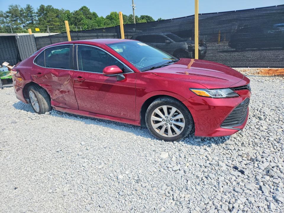 Auction sale of the 2019 Toyota Camry, vin: 4T1B11HK6KU756585, lot number: 62800916
