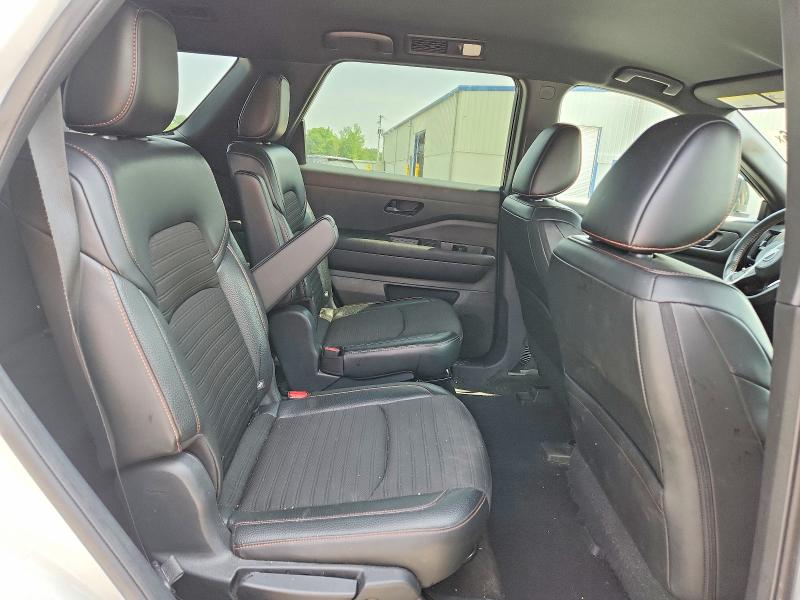 61326606 :رقم المزاد ، 5N1DR3BD1PC207610 vin ، 2023 Nissan Pathfinder مزاد بيع