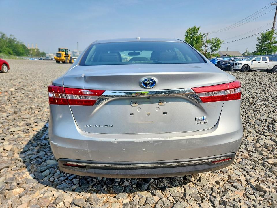 2015 Toyota Avalon Hybrid მანქანა იყიდება აუქციონზე, vin: 4T1BD1EB9FU042290, აუქციონის ნომერი: 61443036