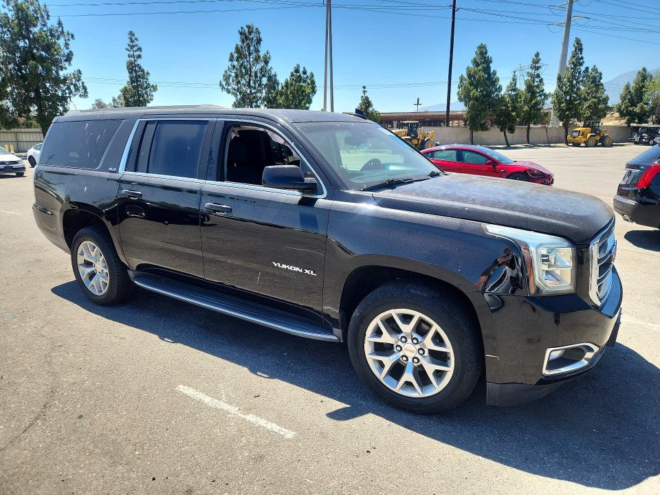 60842326 :رقم المزاد ، 1GKS1GKC3FR722464 vin ، 2015 Gmc Yukon Xl مزاد بيع
