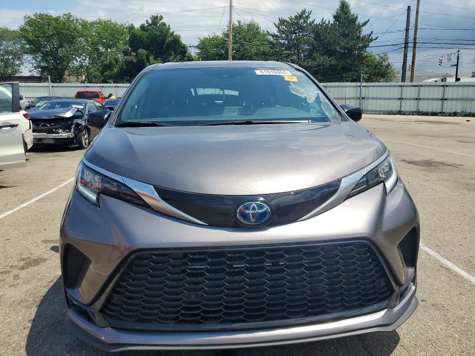 2022 Toyota Sienna მანქანა იყიდება აუქციონზე, vin: 5TDDRKEC1NS106676, აუქციონის ნომერი: 61816966