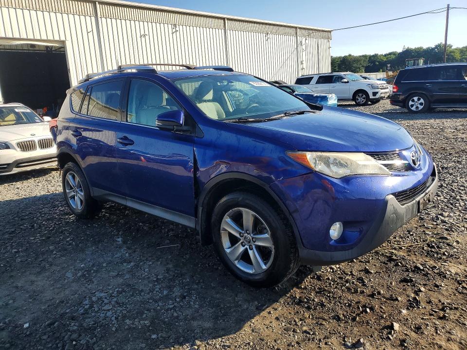 62269106 :رقم المزاد ، 2T3RFREV8FW366825 vin ، 2015 Toyota Rav4 مزاد بيع