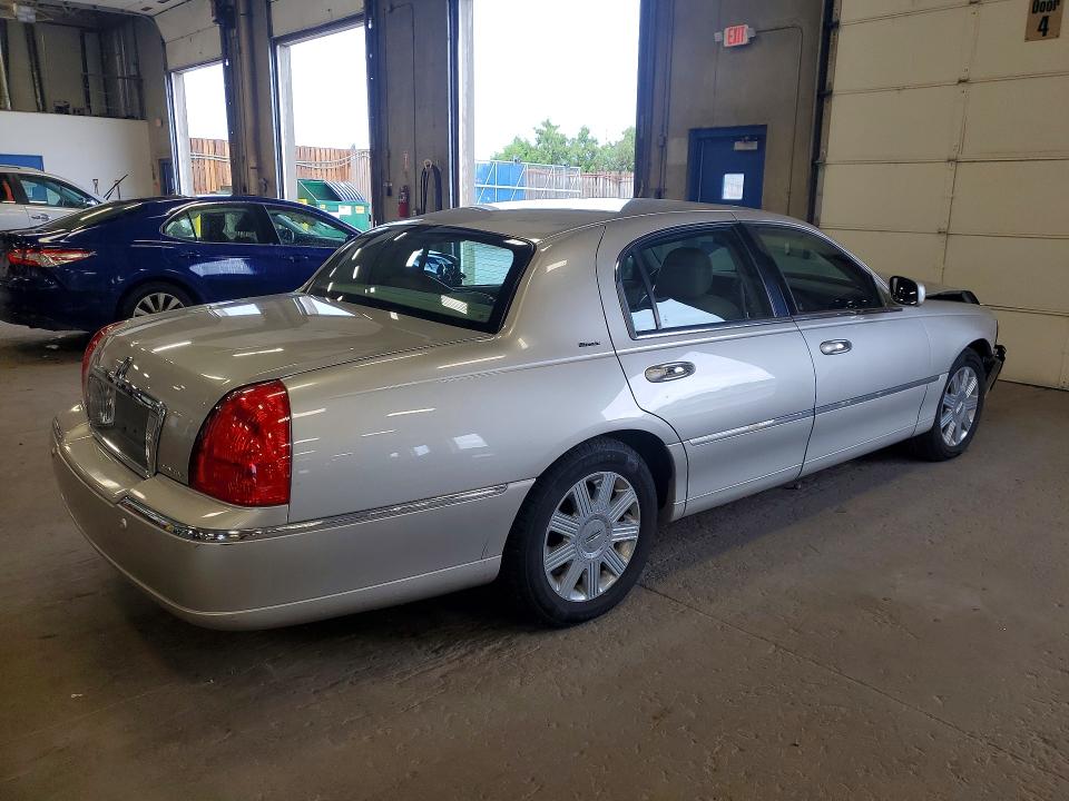 Aukcja sprzedaży 2004 Lincoln Town Car, vin: 1LNHM83W24Y621135, numer aukcji: 59009986