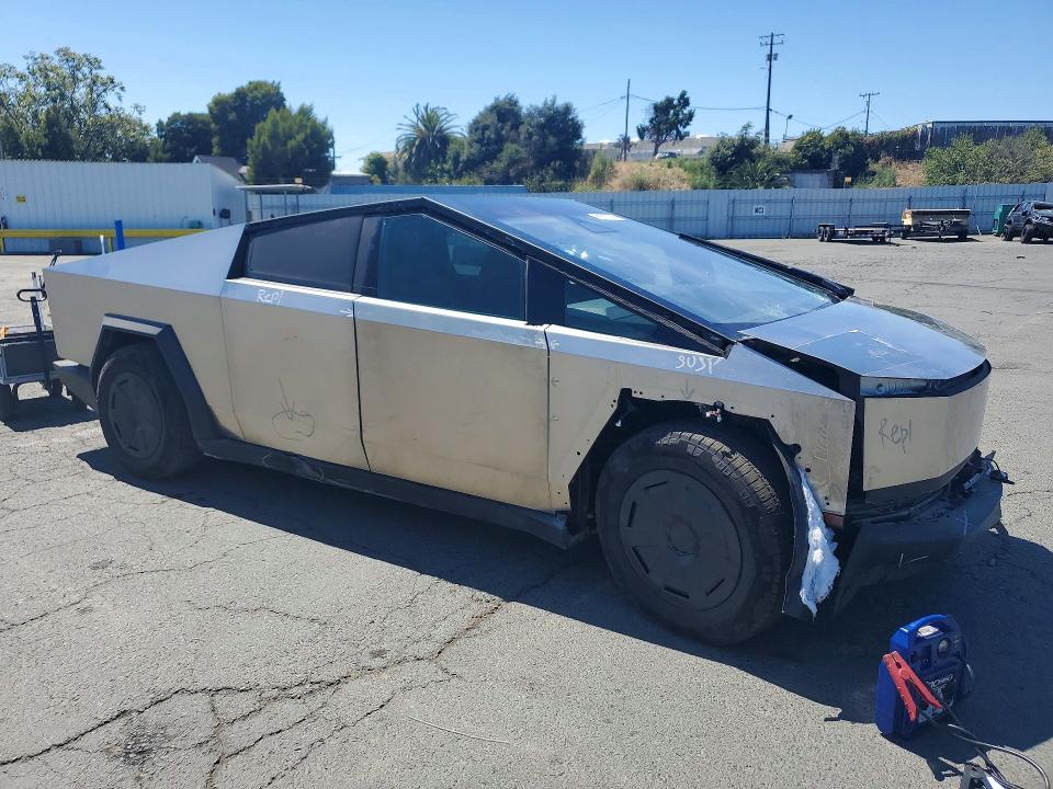 Продажа на аукционе авто 2024 Tesla Cybertruck, vin: 7G2CEHED4RA050983, номер лота: 60072796