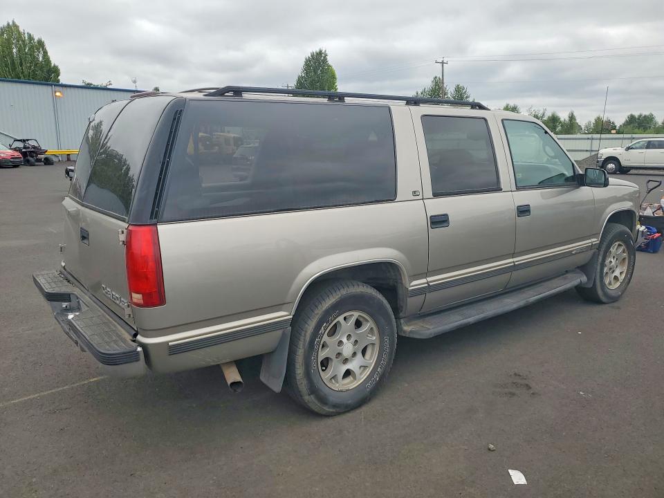 1999 Chevrolet Suburban მანქანა იყიდება აუქციონზე, vin: 3GNFK16R0XG113041, აუქციონის ნომერი: 62529646