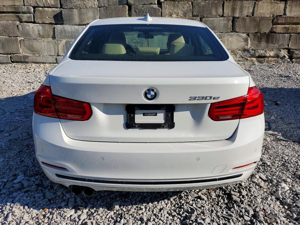 62935586 :رقم المزاد ، WBA8E1C31HA156986 vin ، 2017 Bmw 330e مزاد بيع