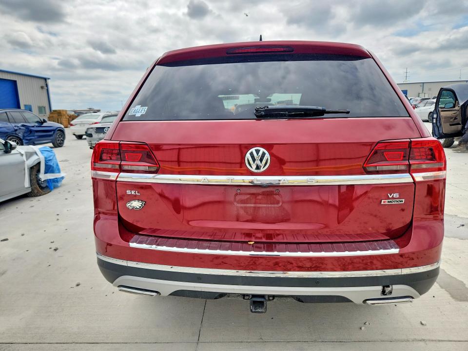 Продажа на аукционе авто 2018 Volkswagen Atlas, vin: 1V2NR2CA0JC558070, номер лота: 62646436