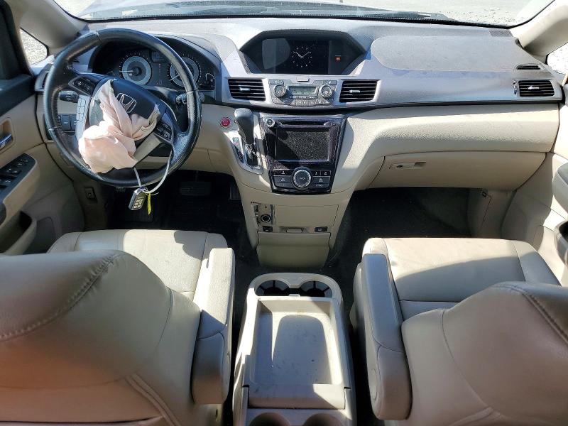 62116586 :رقم المزاد ، 5FNRL5H67FB005761 vin ، 2015 Honda Odyssey مزاد بيع