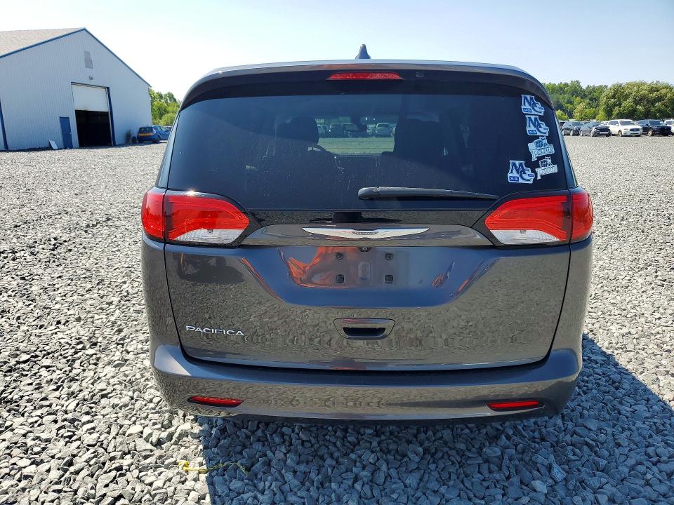 62115546 :رقم المزاد ، 2C4RC1DG5HR521423 vin ، 2017 Chrysler Pacifica مزاد بيع